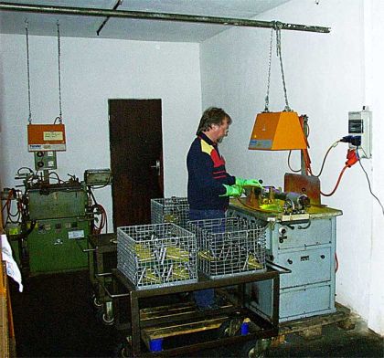 Zerspaner Rissprüfer CNC Maschinen